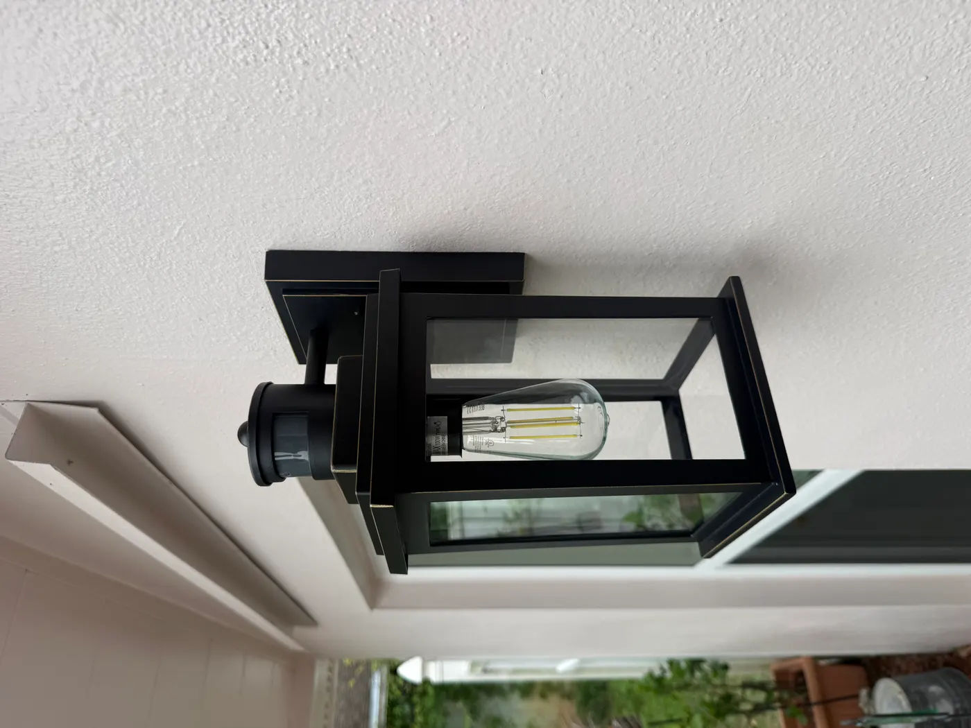 All Power FL electrician providing an estimate to a homeowner